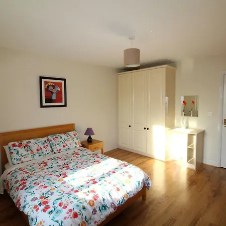 Cahermore Tatil Evi