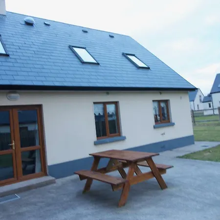 Cahermore Tatil Evi *